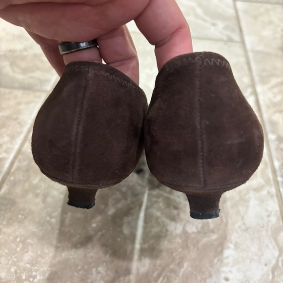 Prada Brown Suede Leather Buckle Front Classic Heels Size 38.5 - Picture 5 of 10